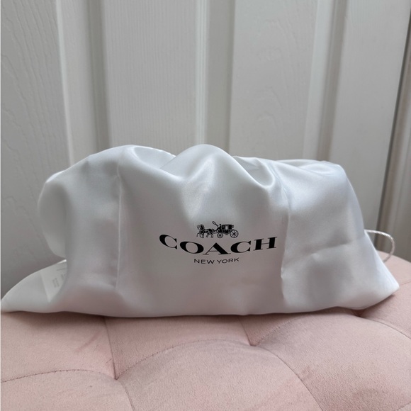 Coach Penn Shoulder Bag Black Patent - Picture 15 of 15